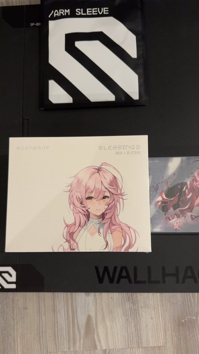 modesasVAL's tweet image. new stuff :)