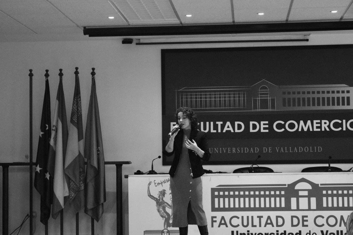 María Sotelo Rodríguez: Declamación poética - El impacto del arte.