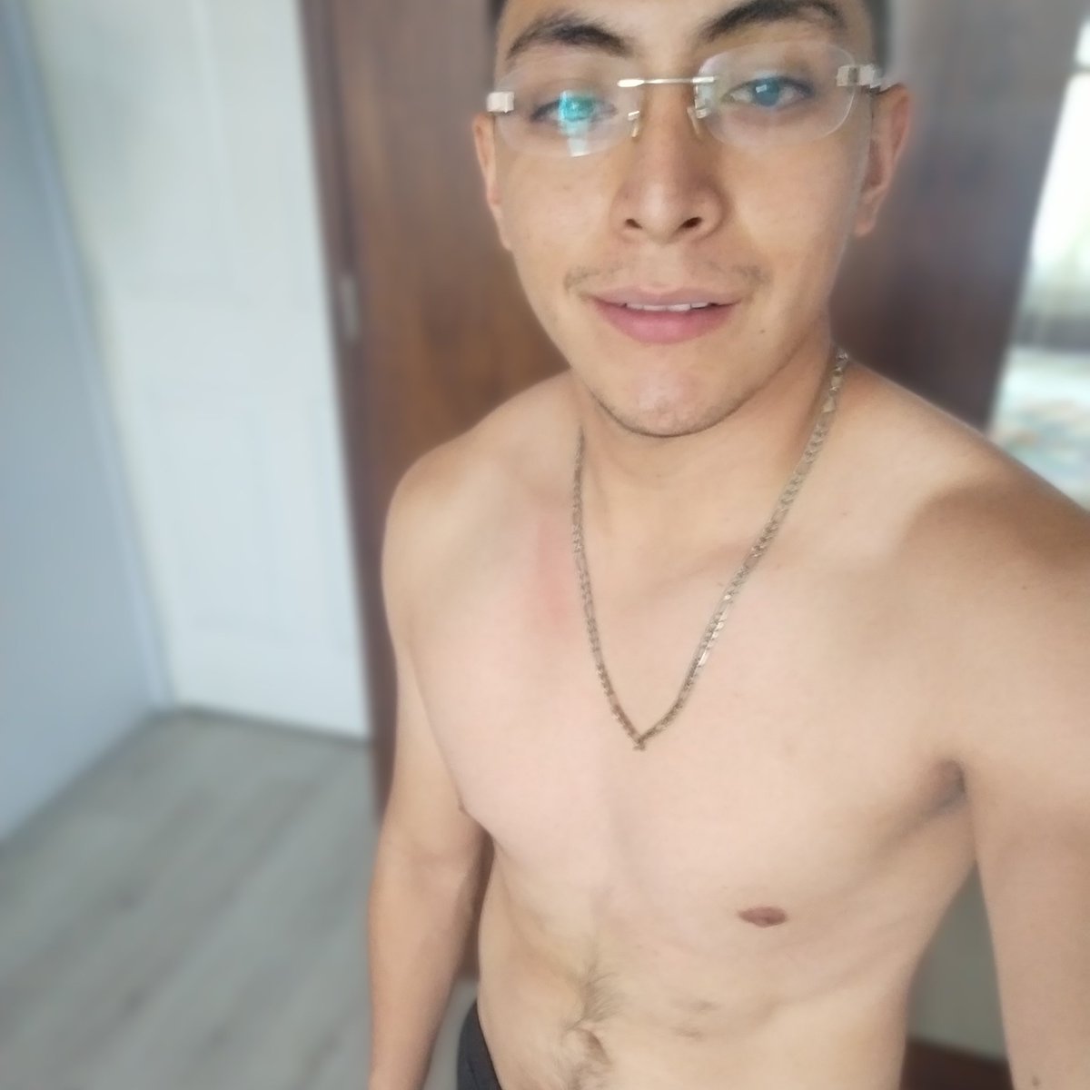 Fernand43660628's tweet photo. 👽 https://t.co/igb7n4SOJw