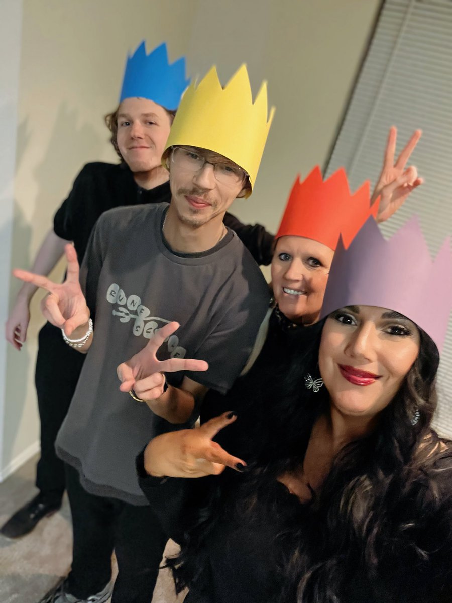 Tyler aka Heeling tweet media