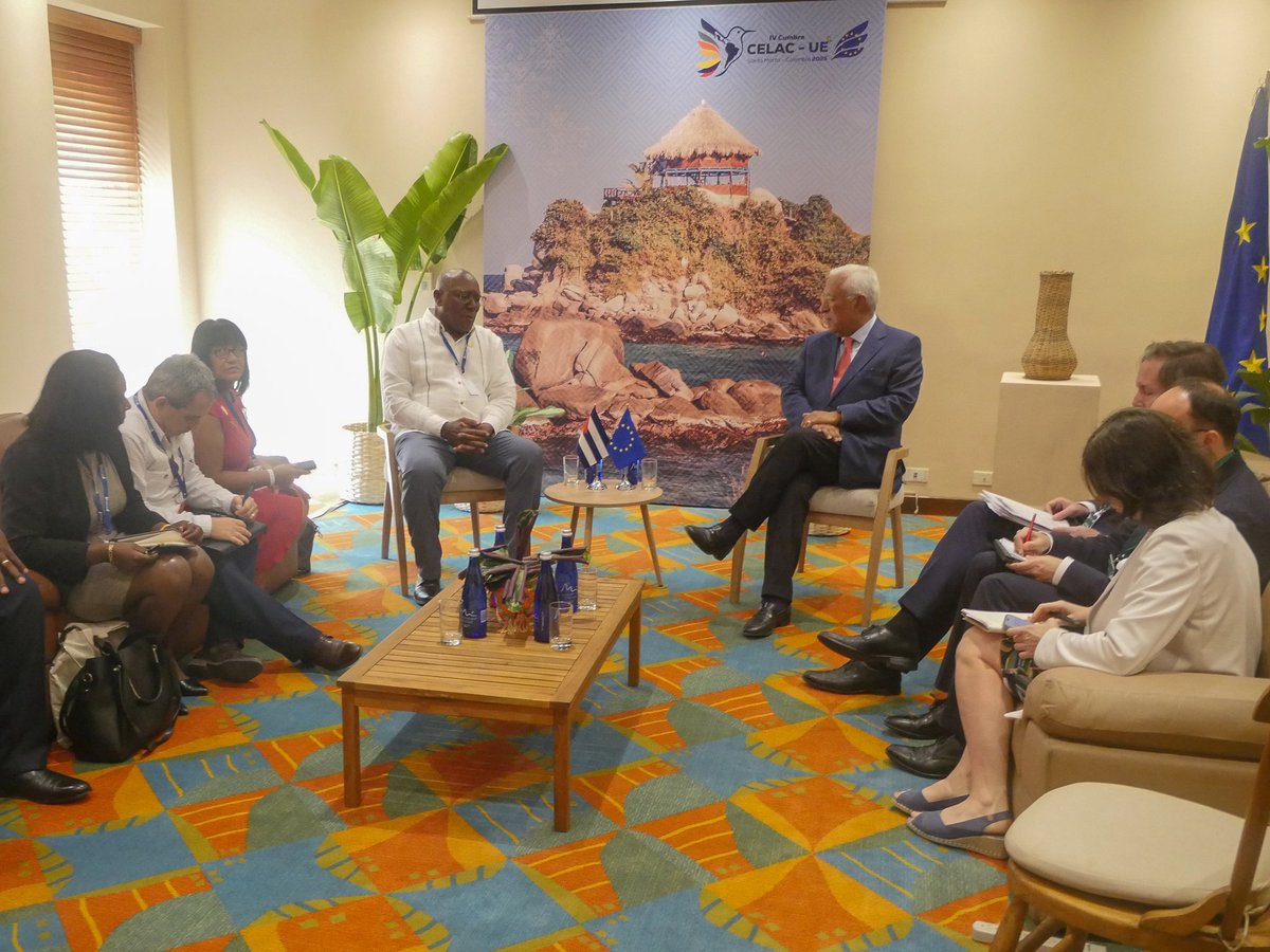 🇨🇺🤝🇪🇺 | El vicepresidente de #Cuba, <a href="/SalvadorValdesM/">SalvadorVM</a>, fue recibido, a inicios de la tarde de hoy, por el presidente del Consejo Europeo, Antonio Costa, en el contexto de la IV Cumbre #CELACUE2025. 

Lea más 👇
🔗cubaminrex.cu/es/vicepreside…