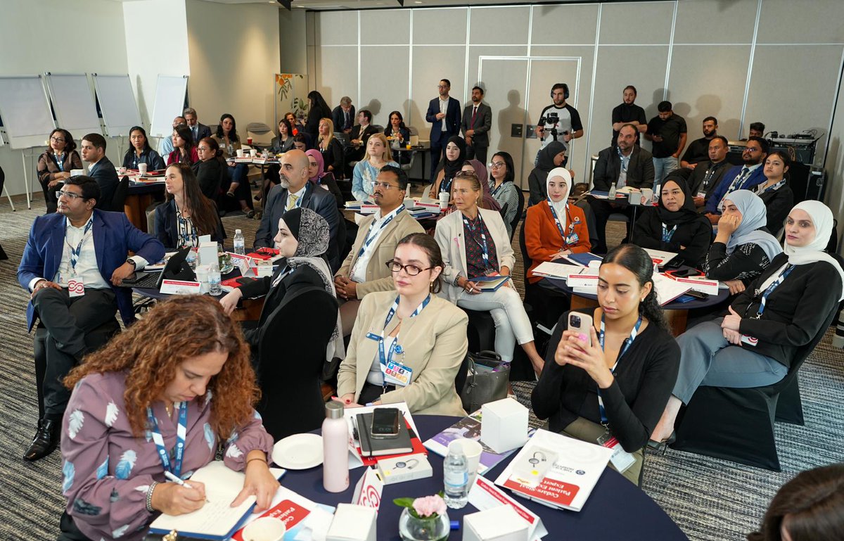 Qatar_Tribune's tweet photo. The View Hospital, in affiliation with Cedars-Sinai, successfully hosted a Cedars-Sinai Patient Experience Expert Class as part of an ongoing effort to cultivate healthier communities in Qatar and across the region.
https://t.co/O3vwDZfqA3
#qatar #healthcare #theviewhospital @View_hospital