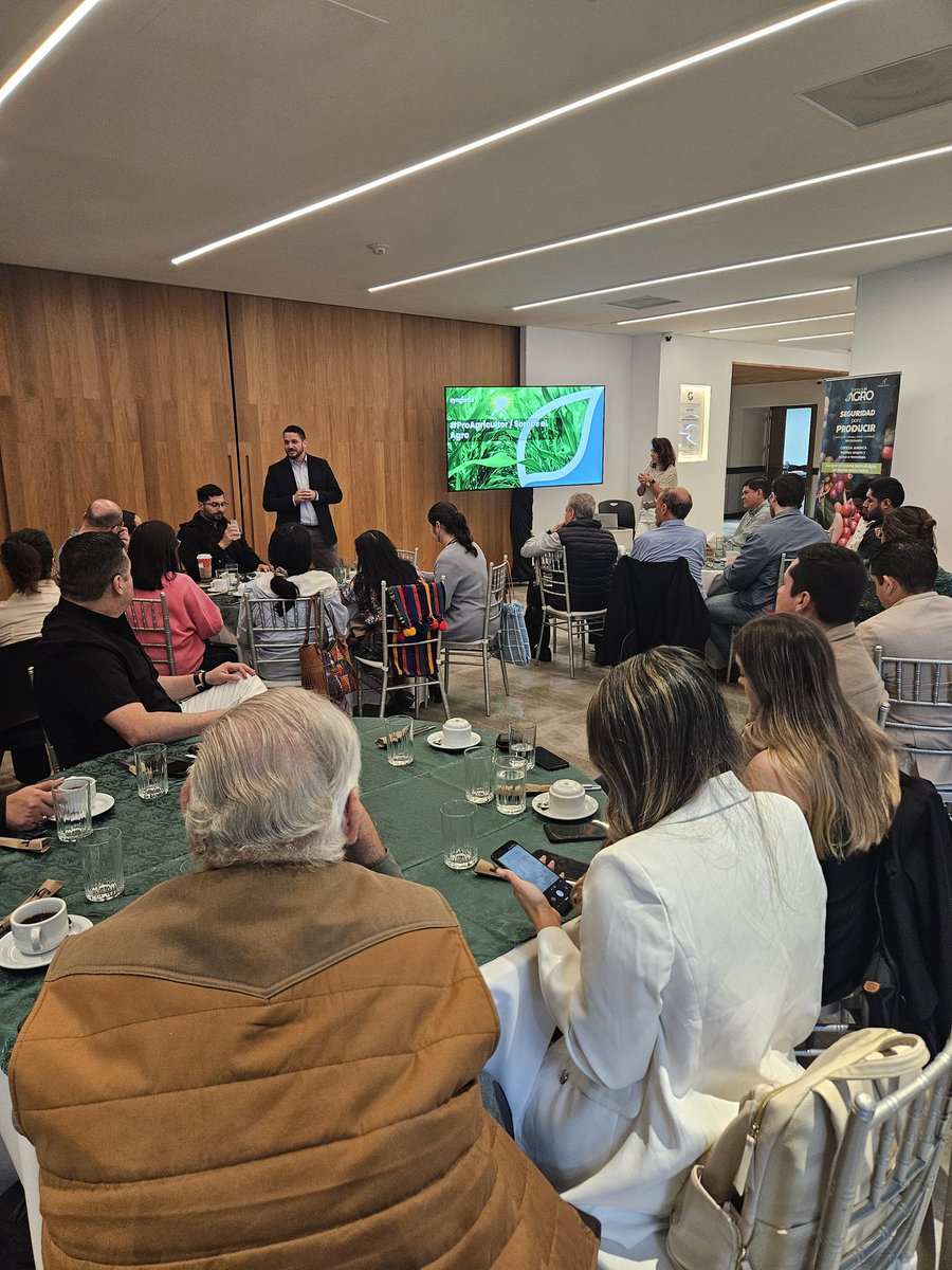 CENCIT participó en el lanzamiento de #PROAGRICULTOR por parte de @SyngentaGuatemala

 <a href="/AsazguaGT/">Asociación de Azucareros de Guatemala</a> <a href="/AGEXPORTGT/">AGEXPORT</a> <a href="/CamagroGuate/">Cámara del Agro</a> <a href="/CamComercioGT/">Cámara de Comercio de Guatemala</a> <a href="/CamFinanzasGT/">Cámara de Finanzas Guatemala</a> <a href="/industriaguate/">Cámara de Industria de Guatemala</a> <a href="/CafedeGuatemala/">Anacafé</a> <a href="/VestexGuatemala/">Vestex Guatemala</a>