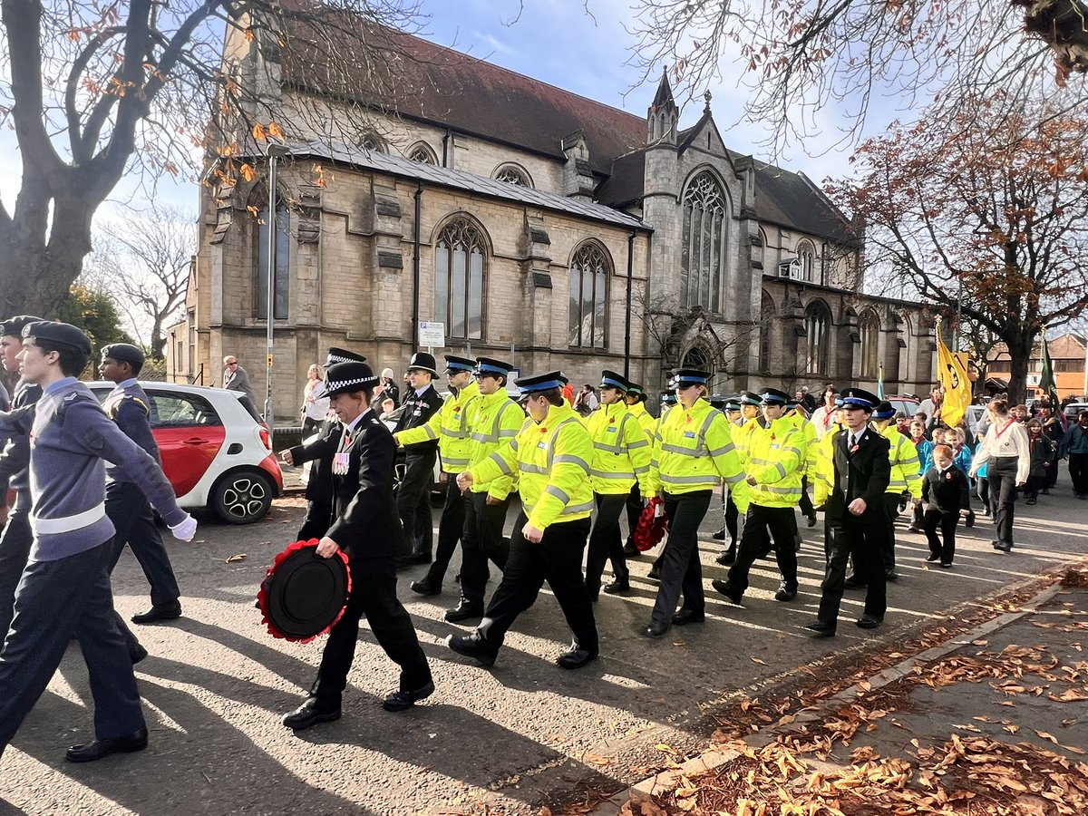 HVPoliceCadets's tweet photo. Sunday 9th November 2025 , we had the honour of joining #PottersBar Remembrance Parade. The cadets proudly marched to the Memorial, where they took part in the service and laid a wreath. #remembrance2025 #lestweforget2025  @HertsPoliceVol  @NationalVPC https://t.co/0KtFoVYA8U