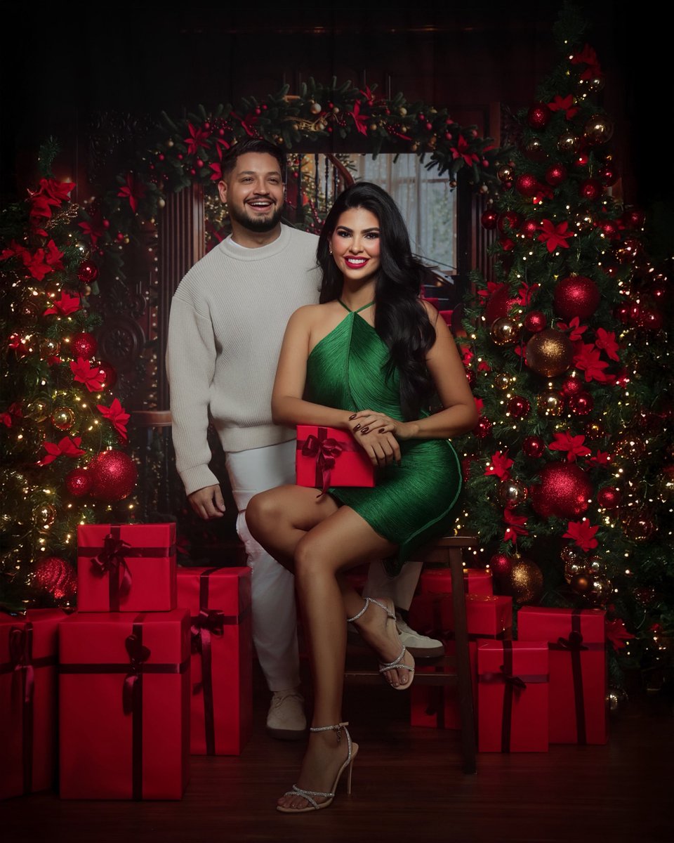 itziak's tweet photo. Nuestro escenario Navideño está
listo
Conoce nuestro paquete :
DE 1 A 5 PERSONAS - Solamente
UN SOLO VESTUARIO - provisto por el cliente
PET FRIENDLY , 20 MINUTOS DE SESIÓN
5 FOTOS EDITADAS EN ALTA RESOLUCIÓN
VALOR•$150.00
Separa tu espacio al 6181-0481, solo serán 5 fechas. https://t.co/CLXmAaZm3z