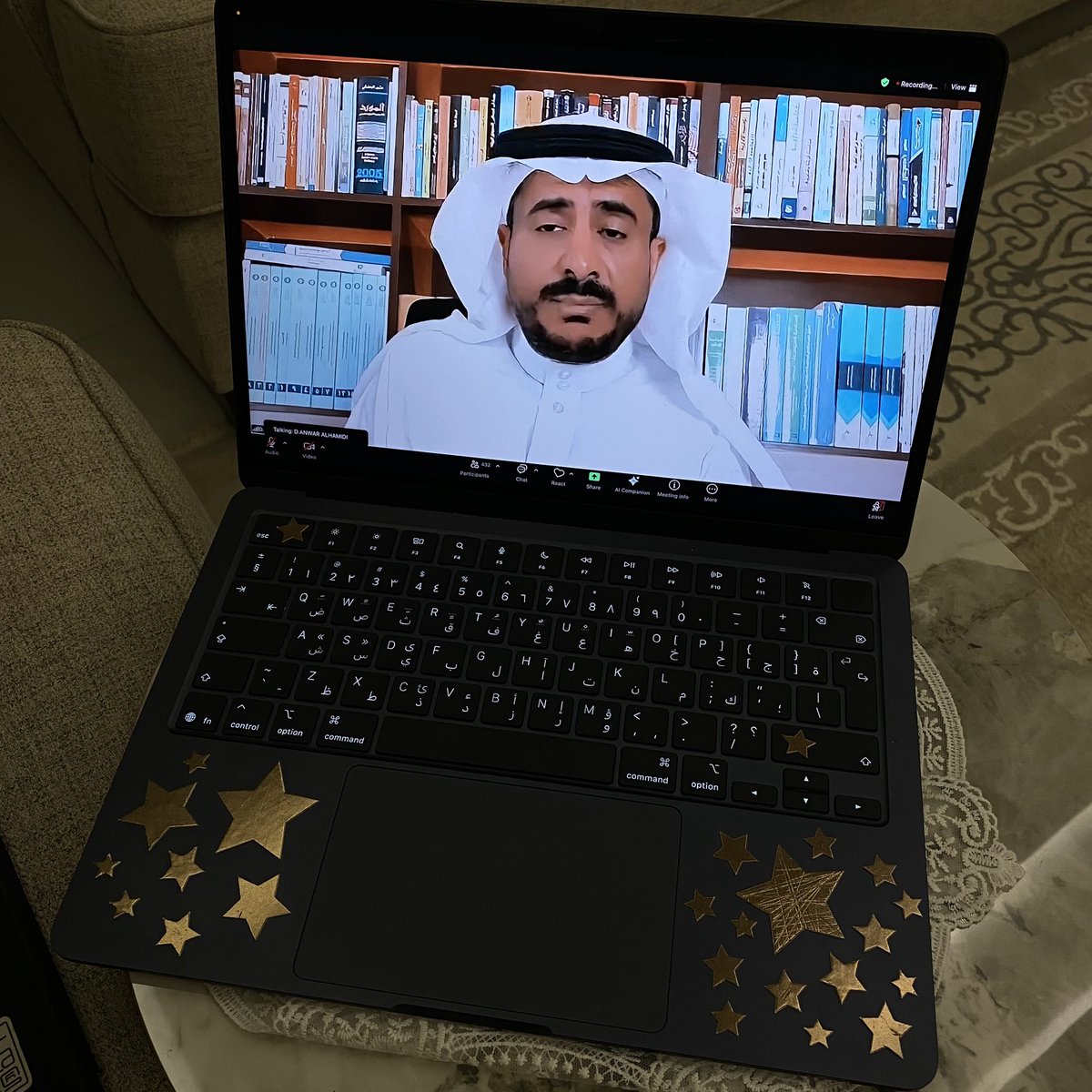 LiVhan8's tweet photo. في وسط ضجة و معمعة الحياة اليوم و تزاحم المهام و الانشغالات حاولت افسح القليل من الوقت اسمع فيه لقاء دكتور انور @anor31 بمناسبة #اليوم_العالمي_للمحاسبة

 و ادركت اليوم ان كل معرفة نكتسبها تشكّل قيمة مضافة لا وجود لفكرة أن التعلم يضيع الوقت🌟

كل الشكر لاتاحة الفرصة @Business_L_C https://t.co/s3LmIzGQBr
