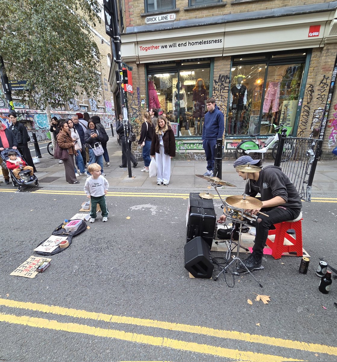 Escape_909's tweet photo. Anywhere Dancefloor in Brick Lane
Rich Forever!!!
#STDRUMS https://t.co/cMpW3r530h