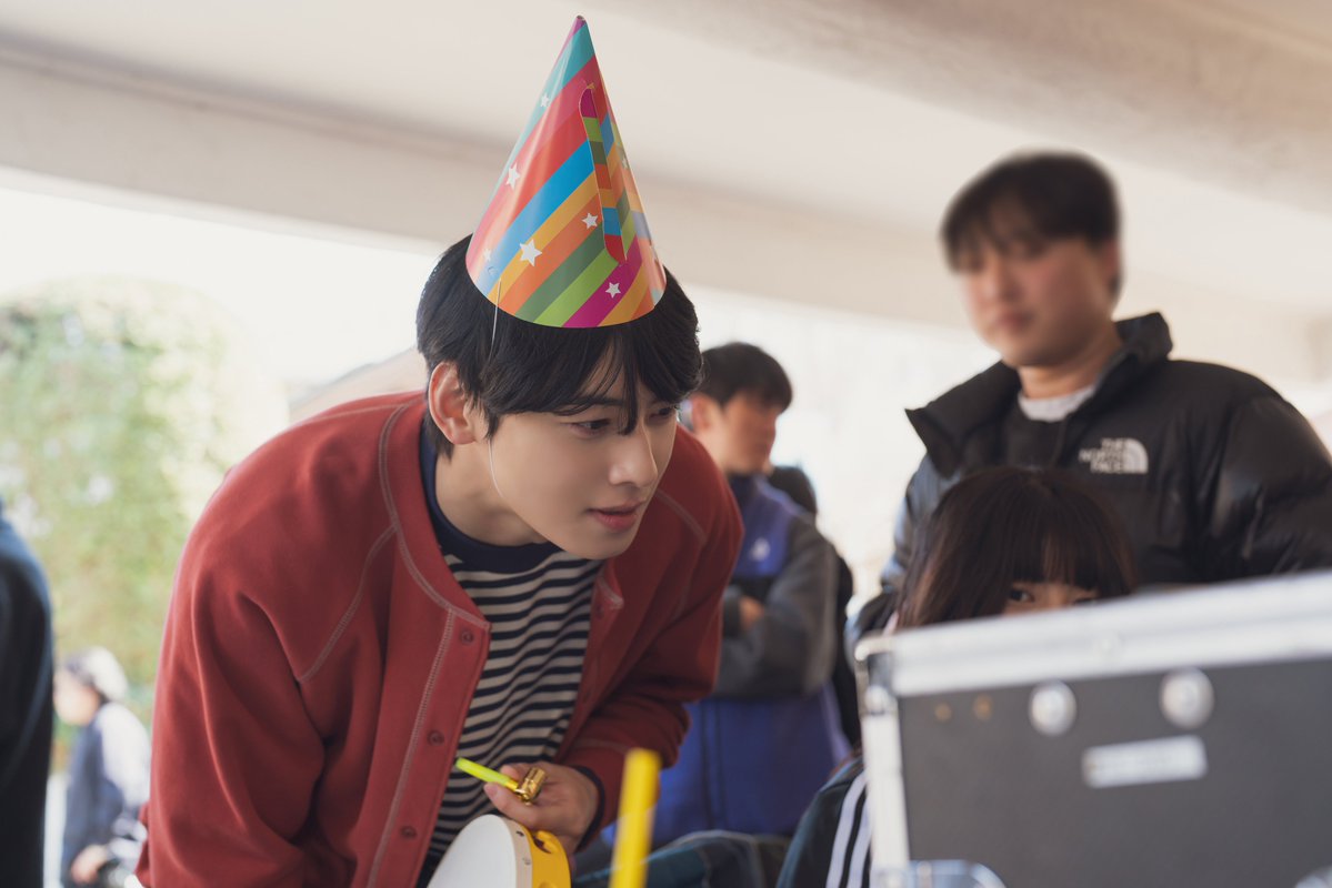 showboxmovie's tweet image. 