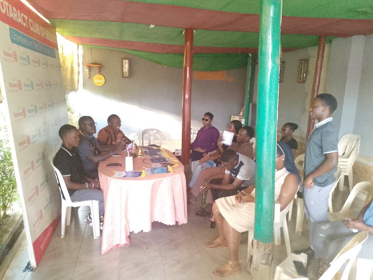 Very interesting and intriguing resolutions emerged from our indepth discussions on how to further our club. 
Thanks to all that attended and we hope to see impact. 💪🏾

#LindoMagic
#Unite4Good9213
#RotaryEyamba
#ThisIsRotaract