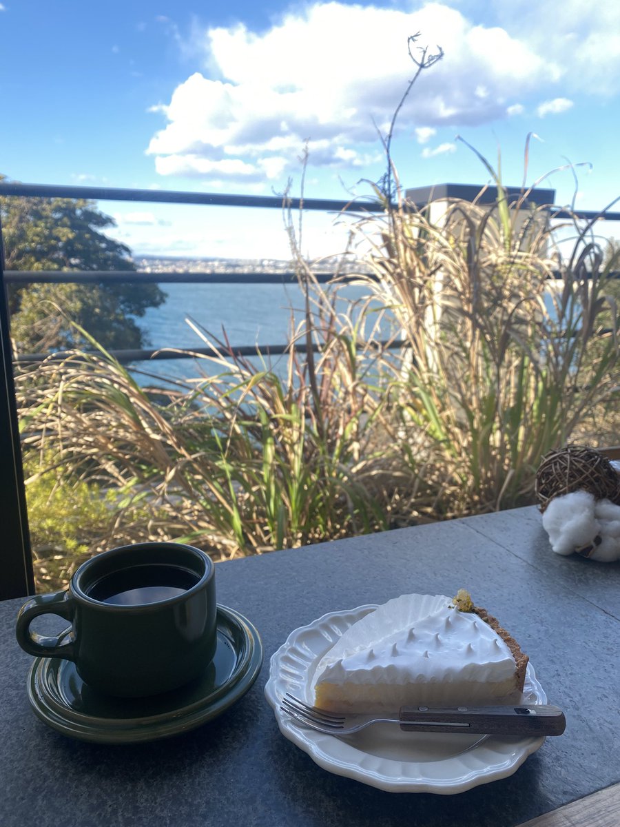 m_u_n_i__n's tweet image. また鎌倉､江ノ島行きたいなー
沈んでいく夕日がほんと綺麗だった😮‍💨