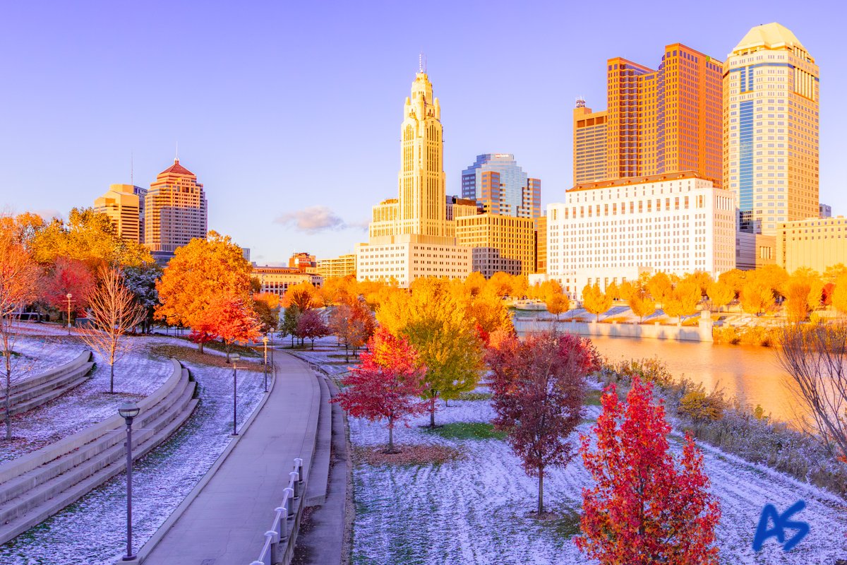 AndySpessard's tweet image. Choose a season—we've got 'em all! Woohoo! ❄️✨️☃️✨️❄️ …. #Seasons #FunForEveryone #AllYearRound