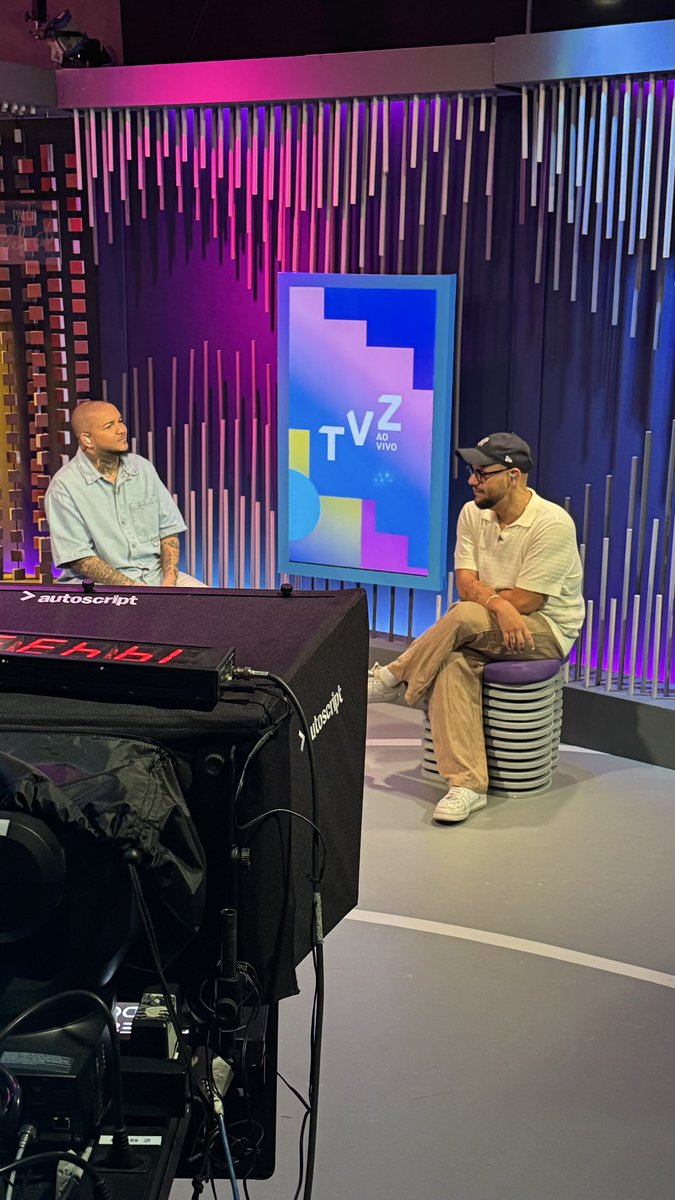 Mãe, to no <a href="/multishow/">Multishow</a>! 😎🦉