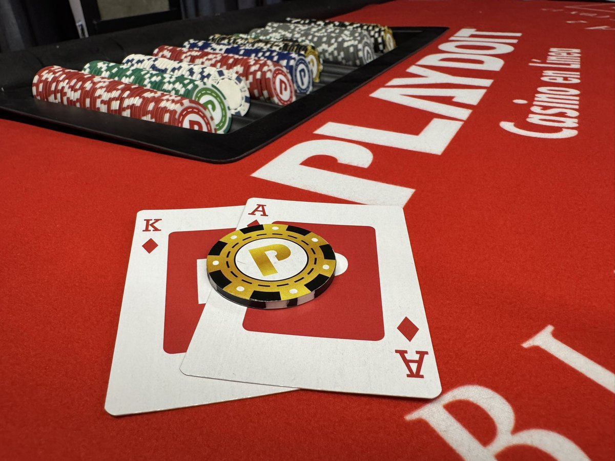 ¡Es #LunesDeBlackjackPlaydoit! ♠️♥️♣️♦️

Subiré un video de una mano de Blackjack. 

Si le ganan al Crupier, regalaré 10 GOLDEN CHIPS aleatorios entre los que comenten el Hashtag de hoy, le den RT, le den ❤️ y que me sigan aquí en X. 

Tienen hasta las 10 pm. ¡Suerte! 🍀