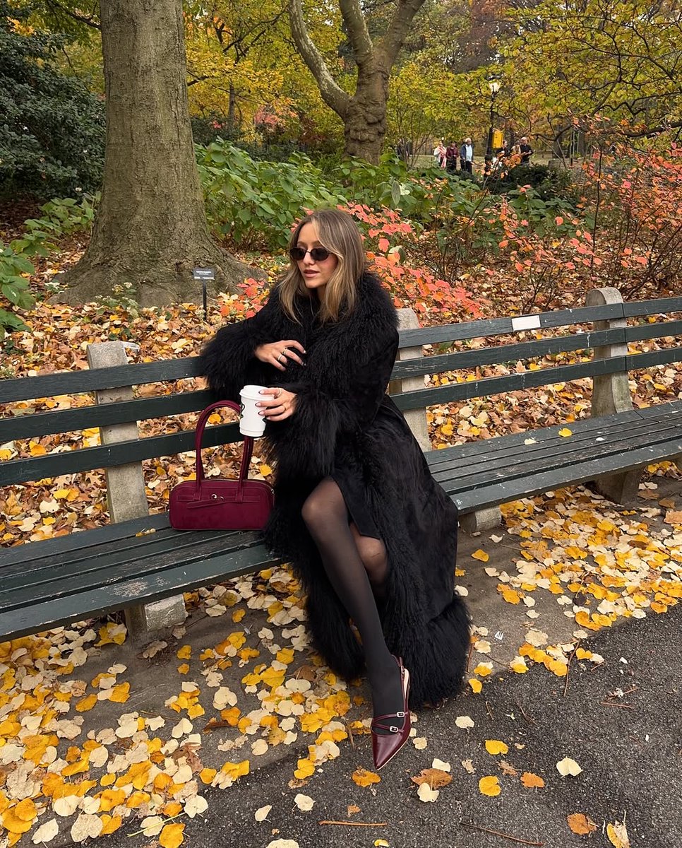 Aaliyah_eed's tweet photo. Can we stay in this moment a little longer? https://t.co/tj9TAvuzL6