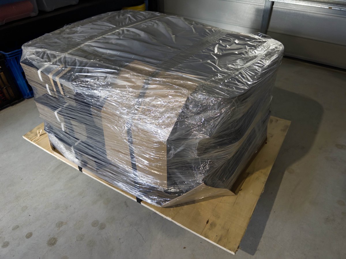 VemtechApp's tweet image. ‼️We&apos;re restocked, primed and ready to go! Orders will be fulfilled in order of who ordered first. We assure you that all orders will be sent out as promptly as possible. ‼️

PS: Thank you whoever created forklifts, because we sure needed it!