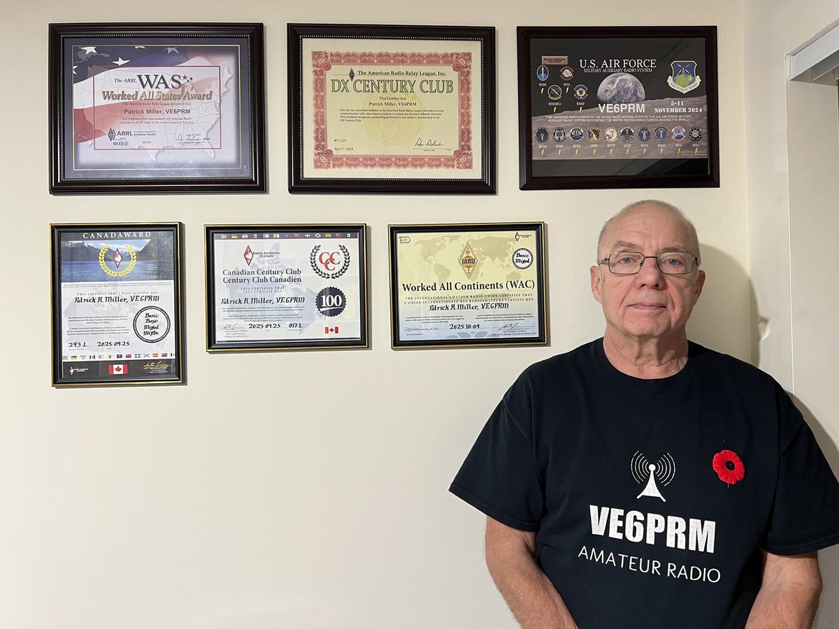 Patrick, VE6PRM, proudly displays his Canadaward, Canadian Century Club, and Worked All Continents awards!
To find out more about RAC awards, visit rac.ca/rac-operating-…

Les règles, formulaires, ainsi que toute l'information sont également disponibles en français.