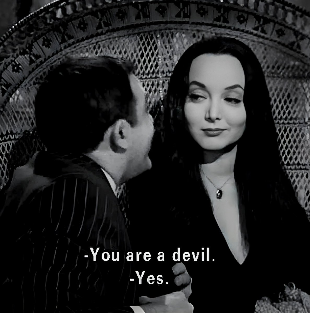 🖤🥀🖤
Gomez: "You are a devil."
Morticia: "Yes-"
Carolyn Jones, glorious as Morticia Addams.
#MorticiaMonday