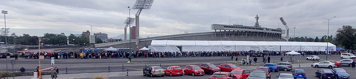 gloriaalcocer's tweet image. Seis horas formada para poderme vacunar, la organización PÉSIMA, nadie da información, se les terminaron las vacunas de neumococo y tenias que esperar aun más y eso lo supe pues le pregunte a una enfermera ¡NO NOS HACEN UN  FAVOR! ES NUESTRO DERECHO A LA SALUD
#vacunación…