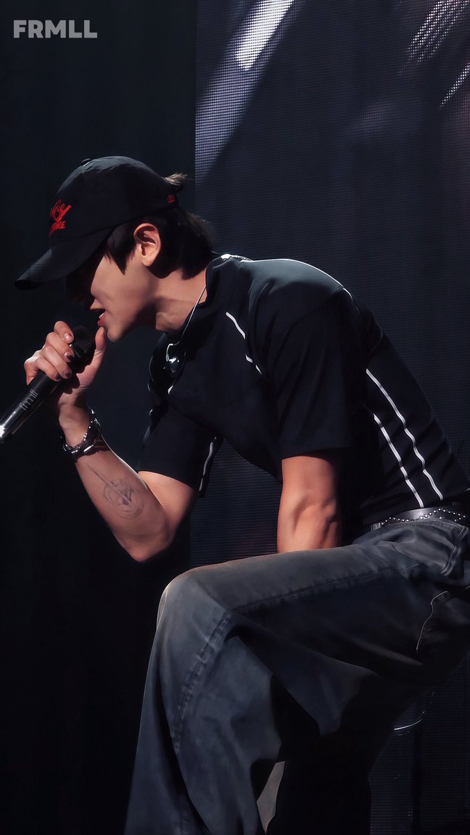 almyeol's tweet photo. #CHANYEOL #찬열 🔥❤️‍🔥 https://t.co/kC5eUhxEi9