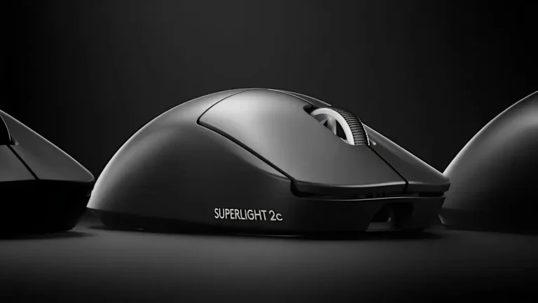 j_a_p_a_h__'s tweet image. O Logitech G PRO X SUPERLIGHT 2c LIGHTSPEED é um mouse compacto de 51 g com precisão profissional, sensor HERO 2, cliques ultrarrápidos, até 95 horas de bateria e design colaborativo com atletas de eSports. #LogitechG