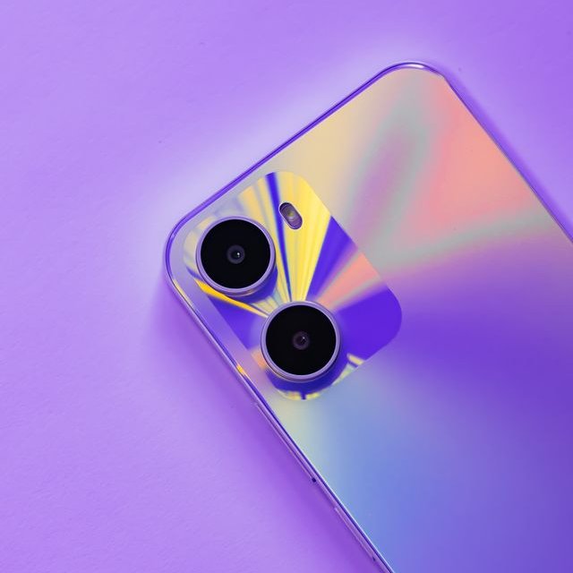 BitPayTech's tweet image. The Phēnix X isn’t just a phone. It’s your gateway to free rewards, free security, and flexible payments that fit your life.