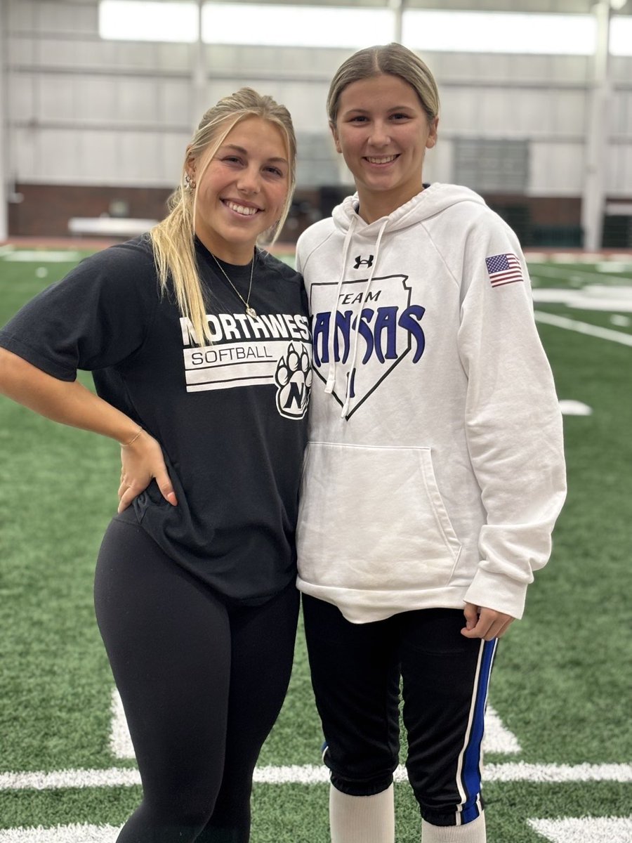 Alexis Grimm tweet media