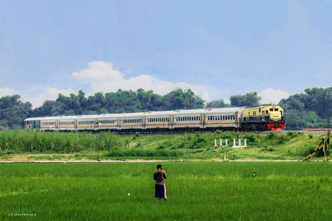 Nggak semua yang hilang perlu dicari, tapi ada yang kalau nggak dicari, malah nyisain sesak.

Aku nggak tahu kamu lagi sibuk apa, tapi semoga di antara padatnya hari, kamu sempat kangen sama aku. 💌🥺

Selamat pagi, #SahabatKAI!

#KAI121

Support photo🙏🏼: faturohmann121 (IG)