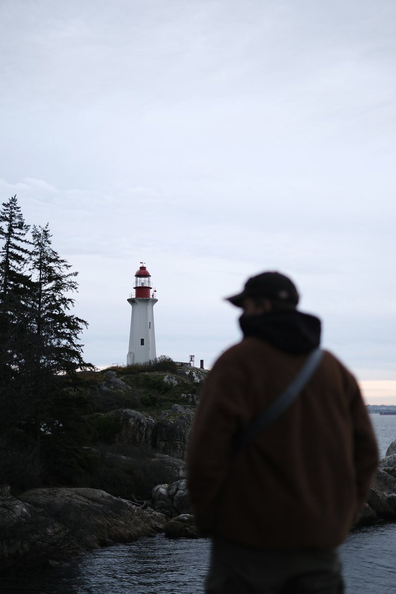 spravko's tweet image. Lighthouse