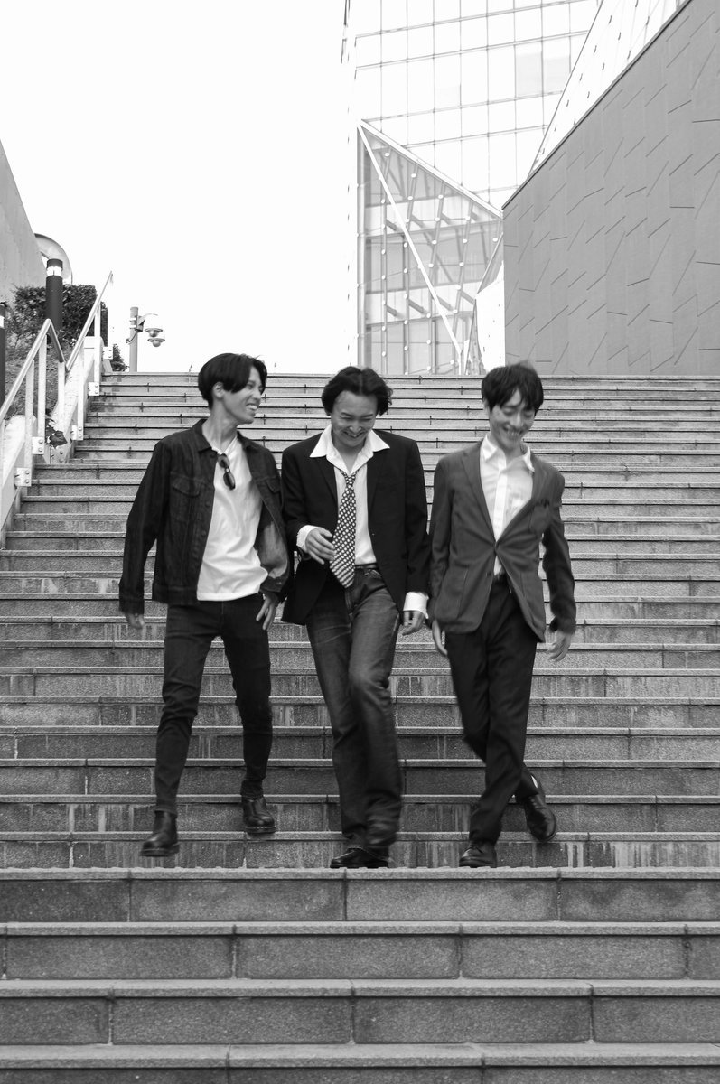 talks_yusuke's tweet photo. 🍎回路第四回公演「短篇」⛵️
無事終演となりました。ご来場いただいた皆様ありがとうございました。学びの多いとても充実した時間を過ごすことができました。
次はもっと面白くなりそうです！
また劇場で会いしましょう。
それでは🐦‍🔥 https://t.co/CK8GqnspA0