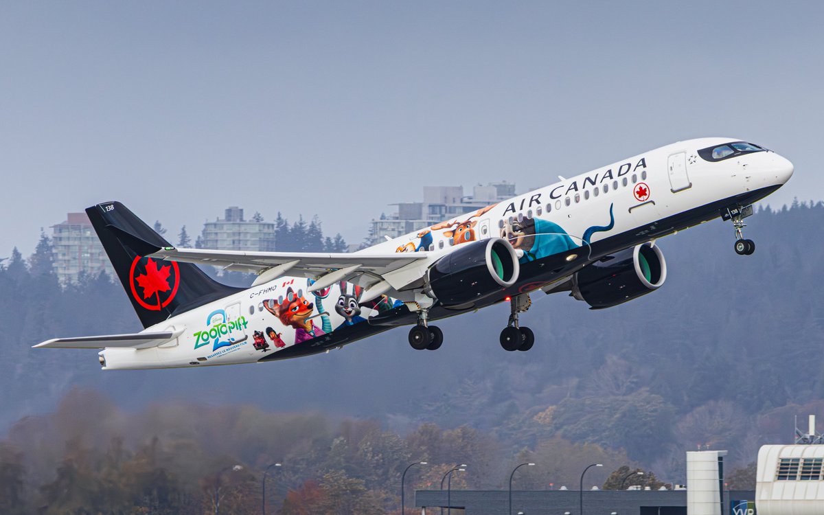 🚨Nouvelle livrée en vue !🚨 Le tout nouvel avion Zootopie d’ <a href="/AirCanada/">Air Canada</a>  vient d’atterrir à YVR avant de poursuivre sa tournée vers plusieurs autres aéroports en Amérique du Nord.

📸 yvr_luis sur IG