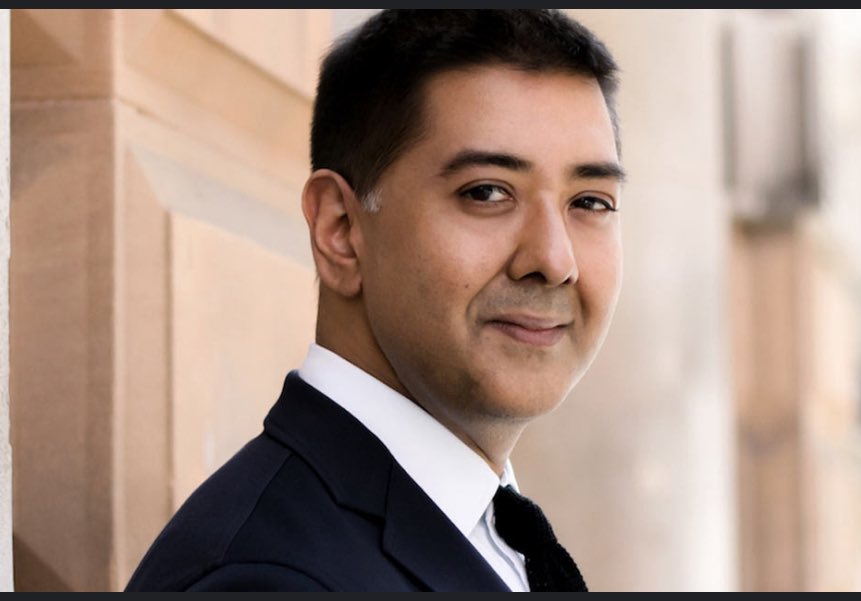 Trump just dropped the hammer:

The WH is revoking the visa of Imran Ahmed, the UK operative behind a group that pushed Big Tech to censor Americans.

America decides what Americans can say, not British lobbyists or any censorship czar! 🔥

Buh bye!