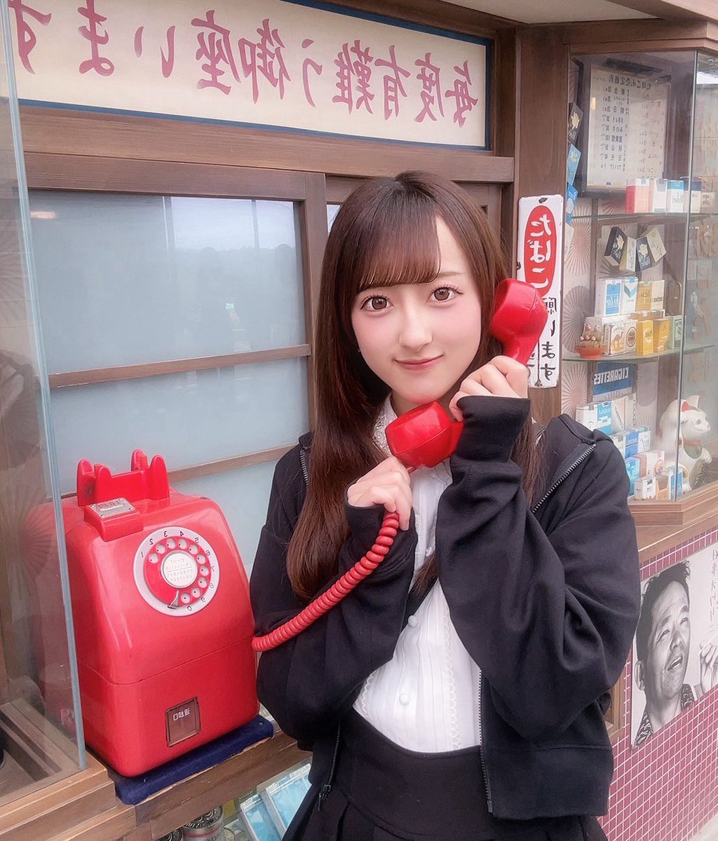 みんなおはゆな〜☀️✨️今日も一日無理せず頑張ろうね🤍これはみんなとまだ出会う前のゆなちゃん♡↓↓