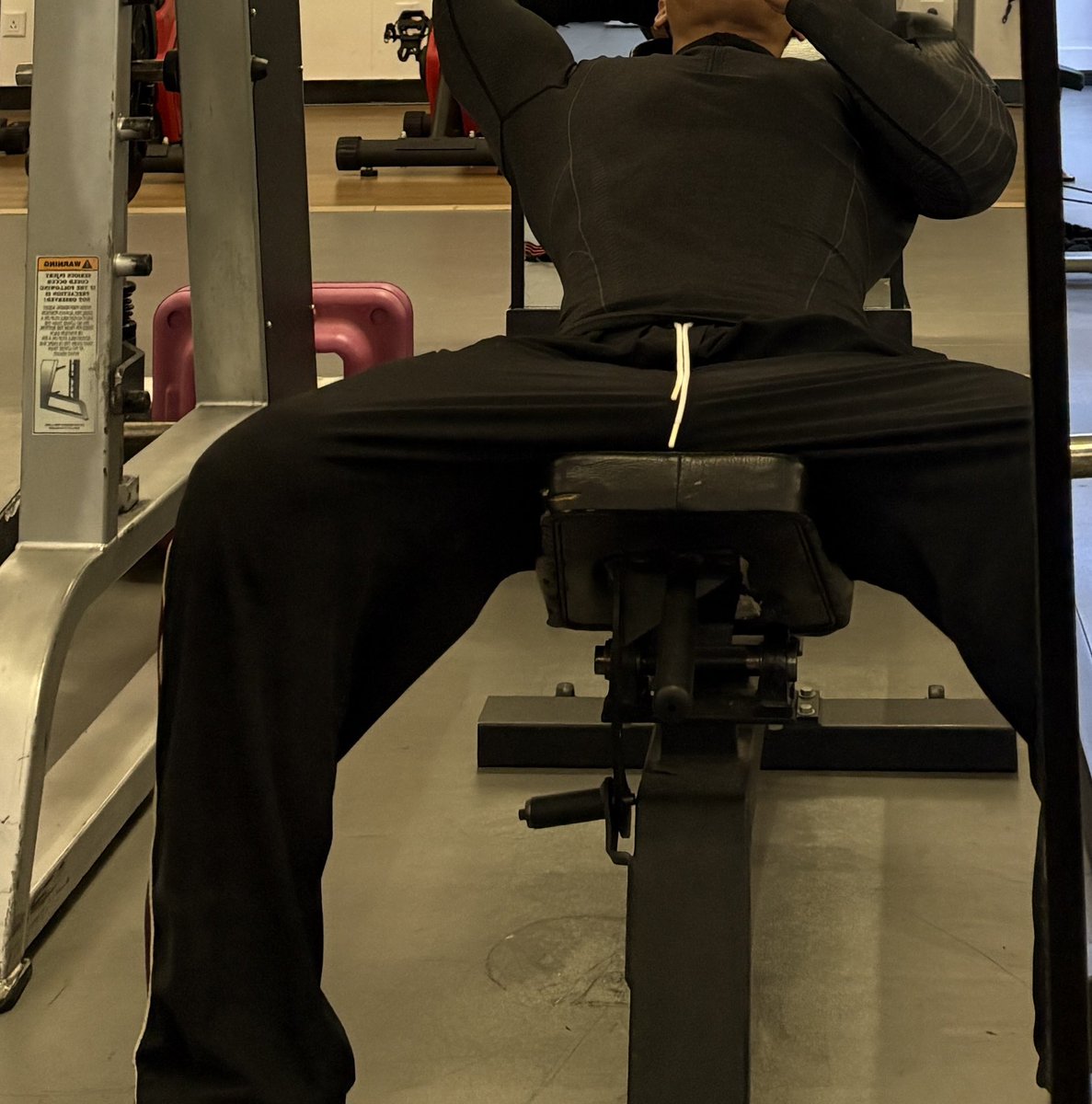 WildGrass808's tweet image. 秋🍂 #健身 #胸肌 #腹肌 #手臂