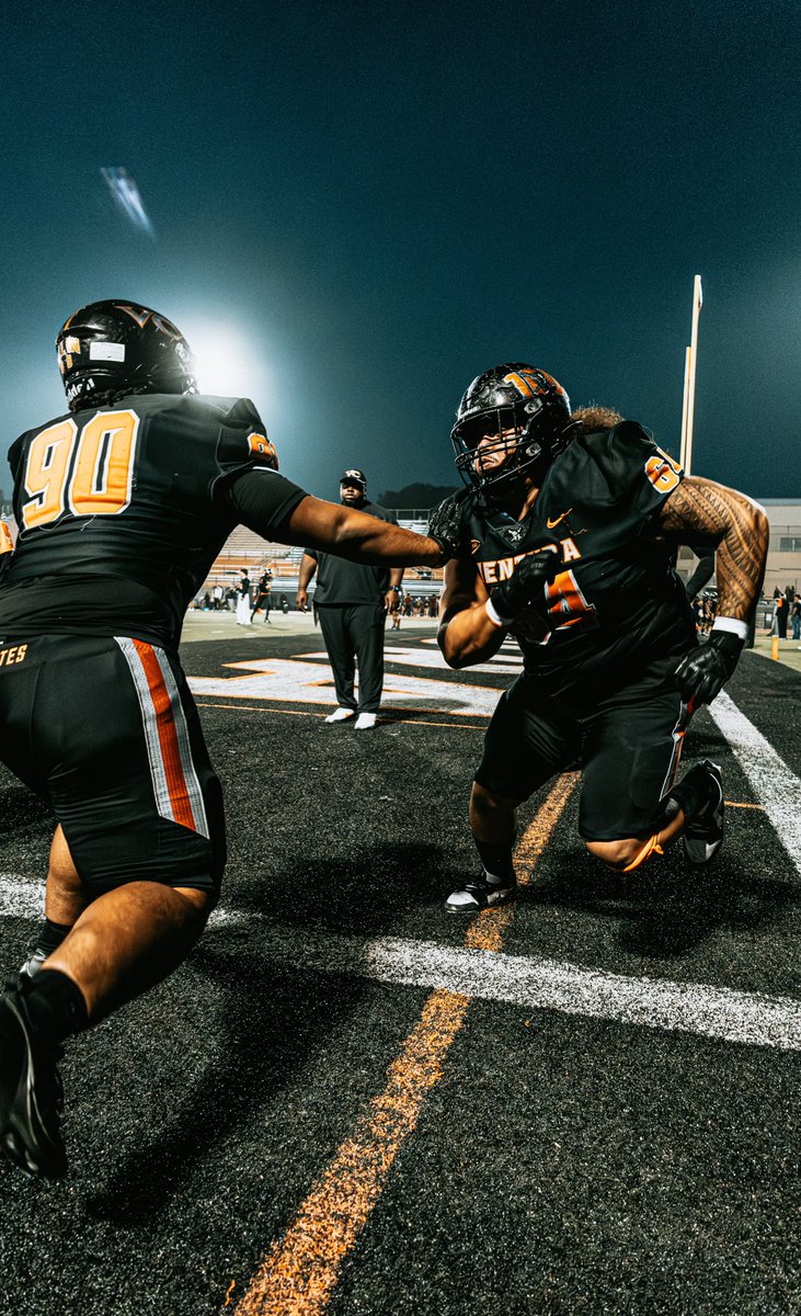 Sonny Aina Regular Season Highlights <a href="/VCPirateFB/">Ventura College Football</a> 

🚨 Division-One Bounce-Back

🚨 DT/NT 6’2” 300LB

🚨 Elite Run-Stopper. Highly Explosive and Twitchy

<a href="/DomataPeko/">domatapeko</a> <a href="/LoniFangupo/">Coach Hebron (Loni) Fangupo</a> <a href="/CoachBibbs52/">Jalon Bibbs</a> <a href="/WazzuRogers/">Jimmy Rogers</a> <a href="/NV_DennisEck/">Dennis Eck</a> <a href="/E_Thompson92/">Everrette Thompson</a> 

🚨 Highlights ⬇️
hudl.com/v/2SmFBK