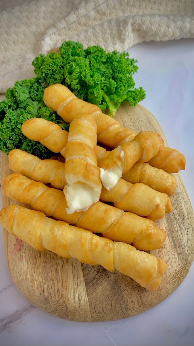 fooooodscom's tweet image. Deditos

Just devoured a plate of Deditos. My taste buds are doing the cha-cha. 🕺 #Deditos #LatinFood #Foodie #SnackAttack

Credit : baiti_ana resepmamiku.com/en/deditos-bai…