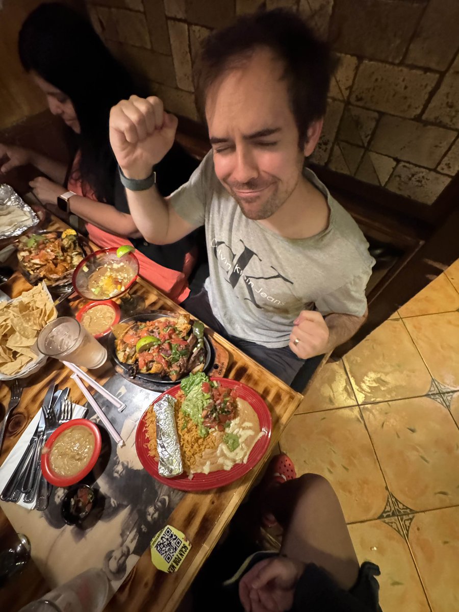 jacksfilms tweet media