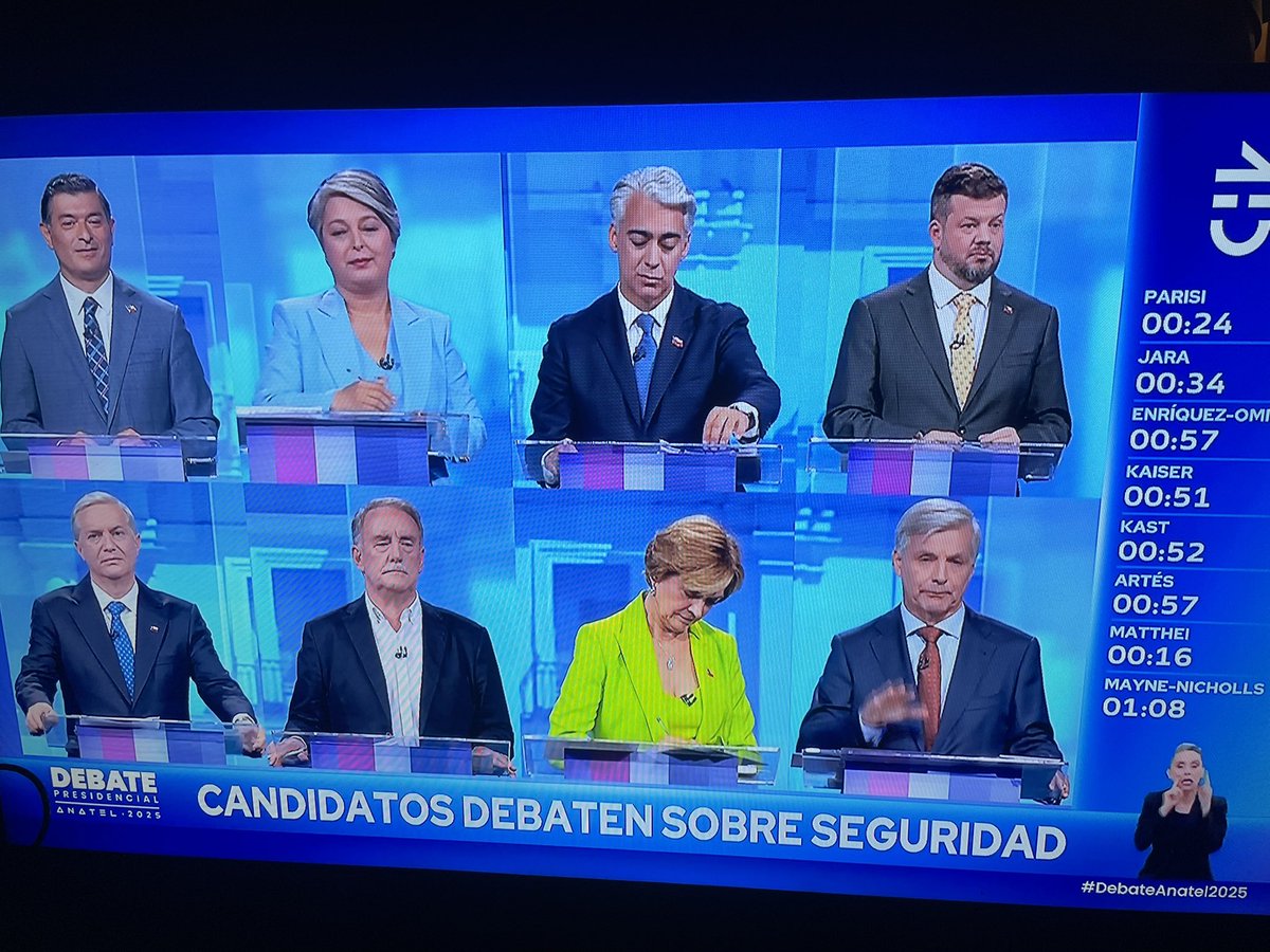 pachelloq's tweet photo. Bien Harold Mayte-Nicholls muy interesante el punto de vista sobre la seguridad nacional y la delincuencia #DebatePresidencial https://t.co/nZSIRykcp6