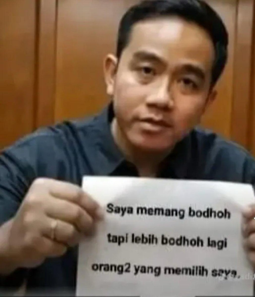 WinihartoB's tweet photo. @Subur0204 Wapres yg kurang kerjaan atau emang gak bisa kerja ? https://t.co/qnrklOJMKS