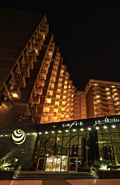 CairoHotelOffer's tweet photo. سفير الدقي – راحة وأناقة في قلب القاهرة  
موقع مثالي بين وسط البلد والجيزة، وخدمة راقية على مدار الساعة  
احجز الآن واستمتع بإقامة لا تُنسى  
واتساب للحجز: 00201156640231  

سفيرالدقي #فنادقالقاهرة #افتتاحالمتحفالمصري_الكبير https://t.co/K4Zi5dAMOQ