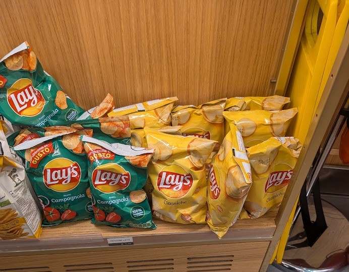 theaub1's tweet photo. @LSB1961LSB @Fritolay Took this photo a couple of weeks ago in Rome @Fritolay https://t.co/w6HrLyJqy0