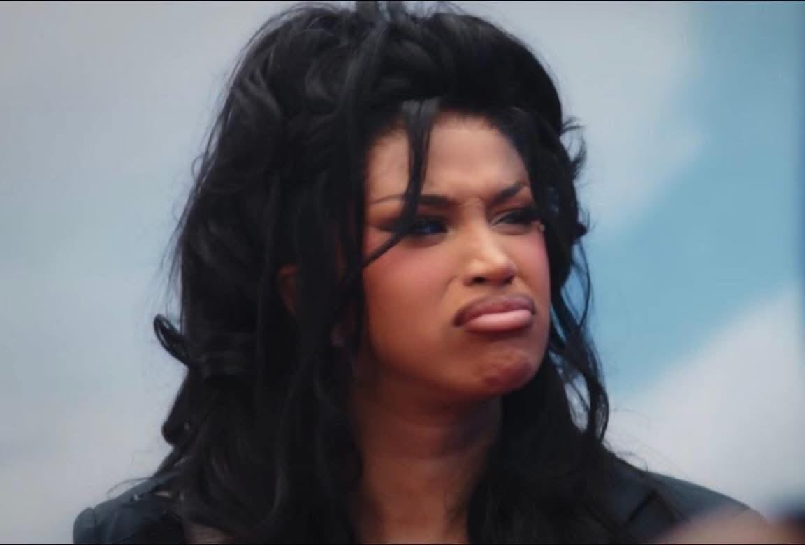 AngieDaCoolNerd's tweet image. Jassi over here trying to have a moment. TF she think she was talking to Tia like that over something so minor? #RHOP