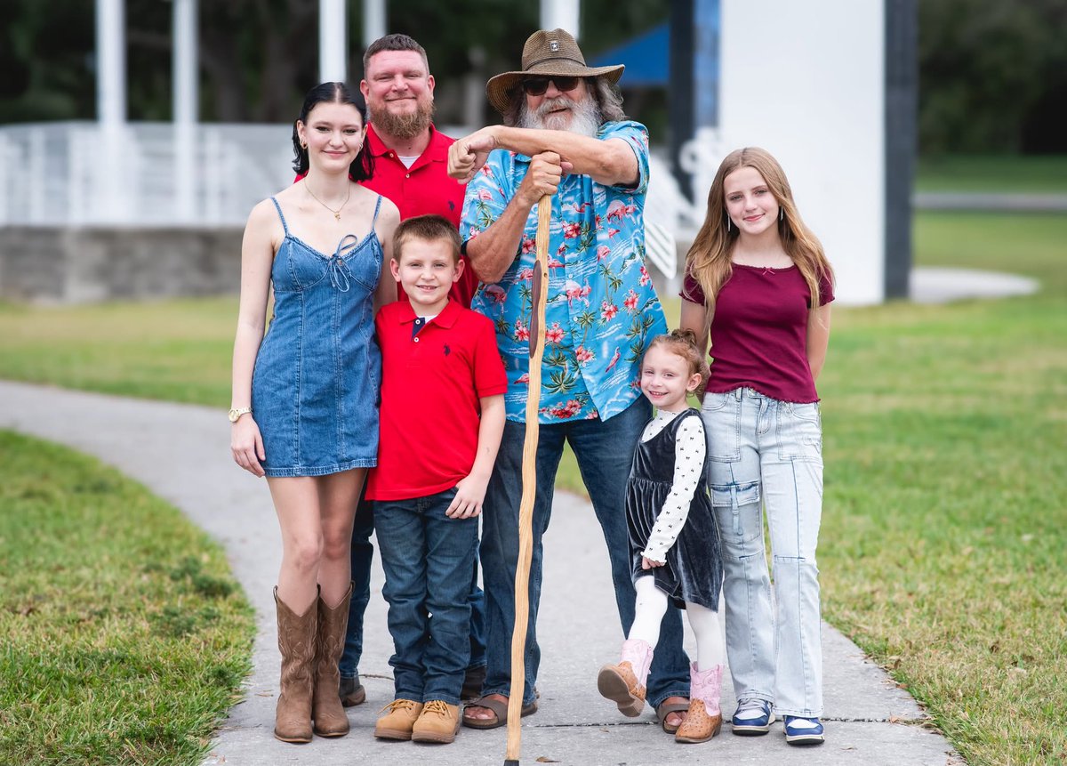Erica_Lyons_'s tweet photo. Amazing photo shoot with this lovely family.

#Photography #EricaLyonsPhotography https://t.co/xk7tqcEGJ1