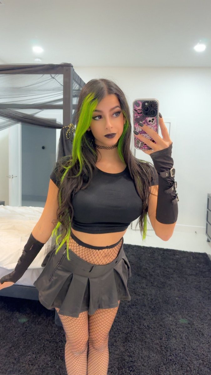 ohKayBunny tweet media