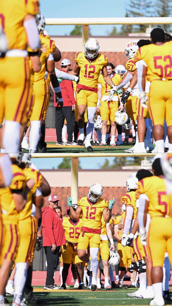 Tap In 📲 hudl.com/v/2SqbGi  #debo #12 

20-0 last 2 seasons✅

Consistent playmaker .  I Catch Everything. Excel at getting open✅

Absorb hits across the middle . Elite athleticism .✅

I Bully dbs and linebackers.  Tape speak for itself. ✅

1st team all conference. #14