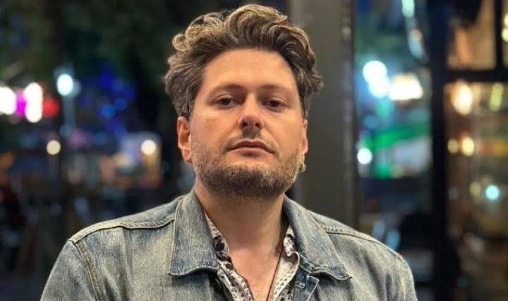 daktilock's tweet photo. Furkan Bölükbaşı Cumhurbaşkanını tehdit suçlamasıyla gözaltına alındı. https://t.co/hjqScXxN96