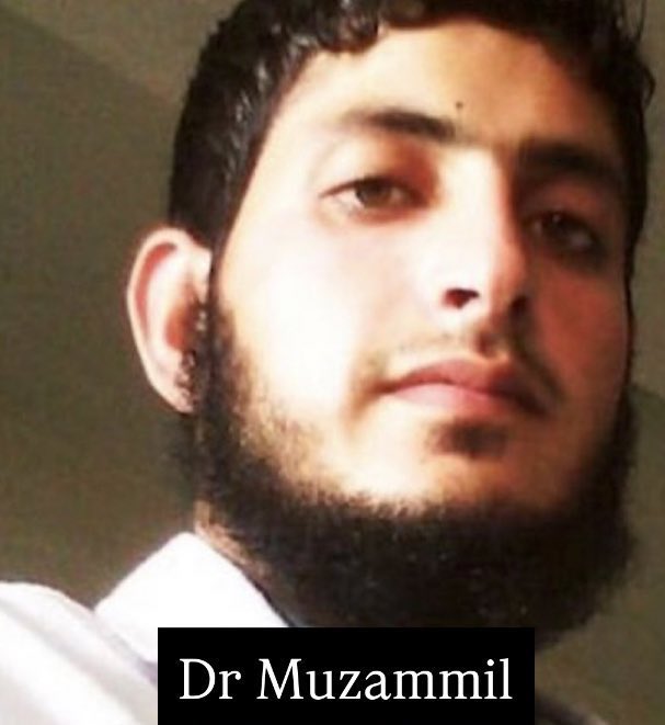 dave_janak's tweet image. સારું છે કે ઇકોસિસ્ટમ દ્વારા હજુસુધી એવો નેરેટિવ ઉભો કરવામાં નથી આવ્યો કે દેશમાં પોલીસ કે બીજી સરકારી એટ્રોસિટીથી આ ડૉક્ટર્સ એટલા પરેશાન થઈ ગયા હતા કે તેઓ આતંકી બની ગયા !

#DelhiBlast | #Delhi | #TerrorPlot