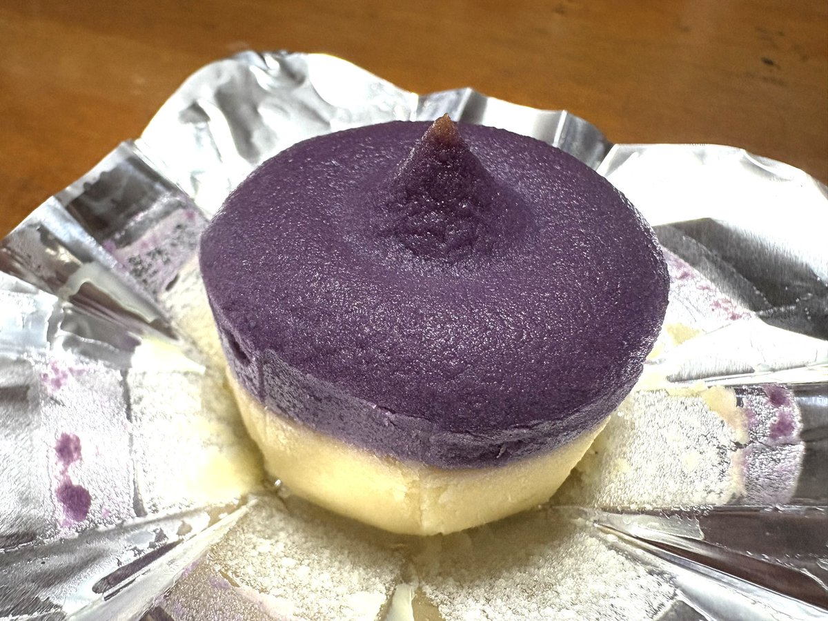KIR4_ns's tweet photo. 本日のデザート🍰
これがうまいんじゃーー😋

#紅芋レアチーズケーキ
#Shuri https://t.co/dQopuioECQ