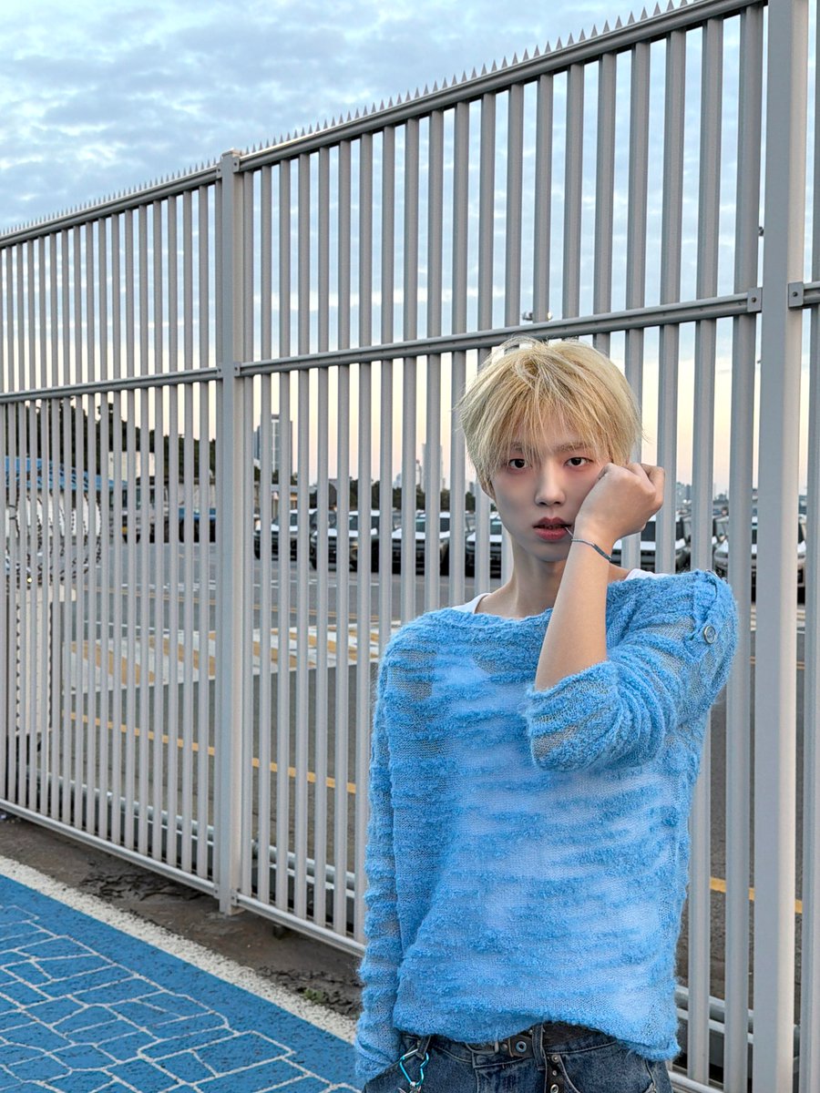 8TURN_official's tweet photo. 나랑 같이 유어턴 하자! 💍

🔗https://t.co/rmRU8kam9P

⭐️지금 바로 8TURN과 함께
유어턴 캠페인에 참여하세요!⭐️

#8TURN #에잇턴 #エイトターン
#민호 #MINHO #ミノ
#굿네이버스 #유어턴
@Good_Neighbors https://t.co/nUPqJ2j9A4