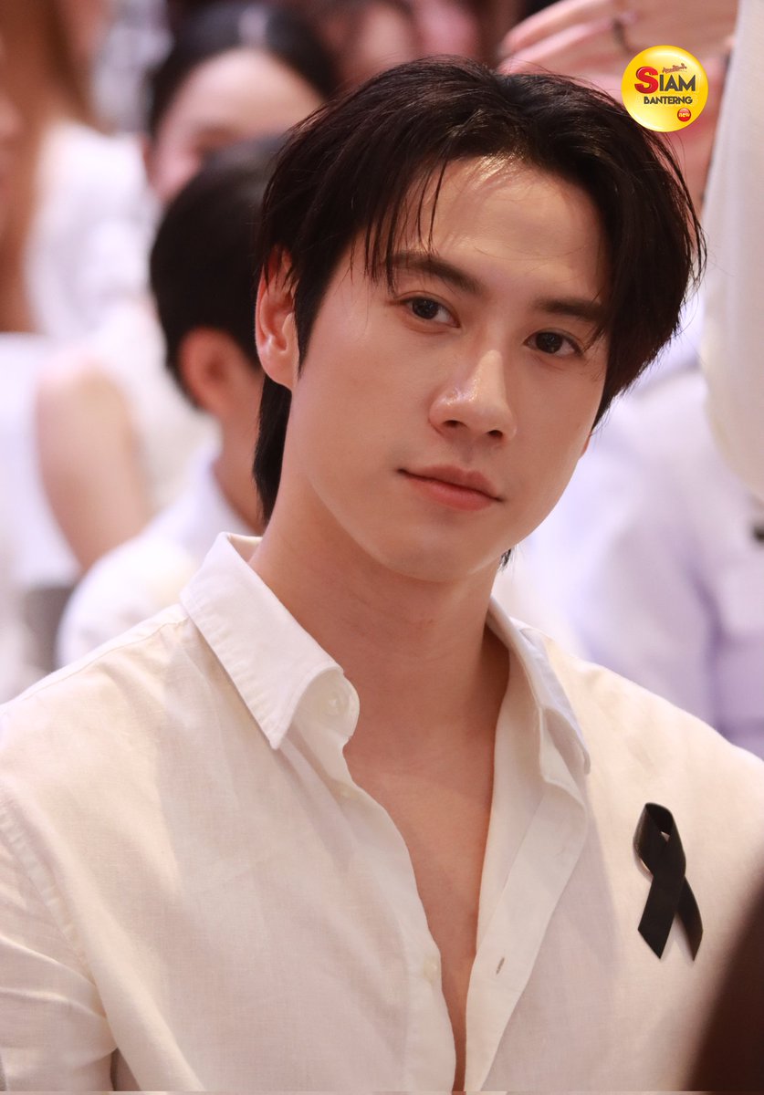 หล่อม่ายหวายยย😭
#42ปีGMMGrammy
#brightrpp #BrightRapheephong