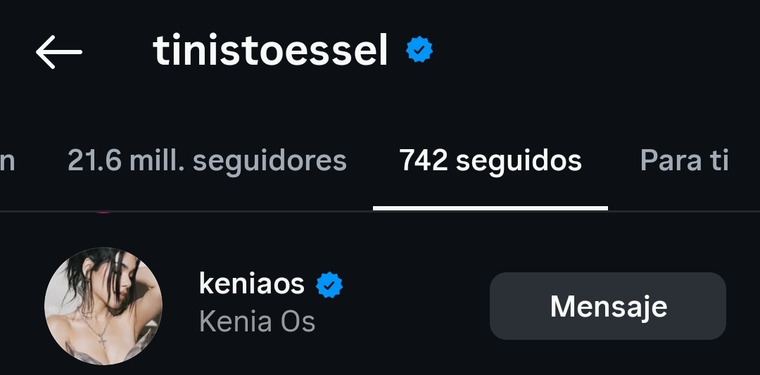 Tini dejo de seguir a 336 personas pero no le quito el follow a Kenia Os, sueño con colab entre estas reinas impolutas 🙏🏻🇲🇽🇦🇷